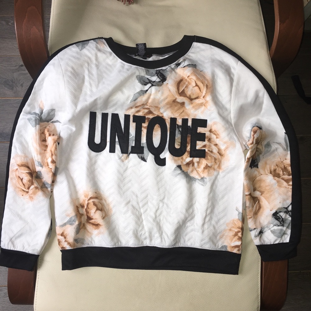 Sweatshirt - Picture 3 of 5